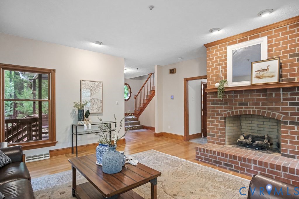 15204 Cypress Creek Ln