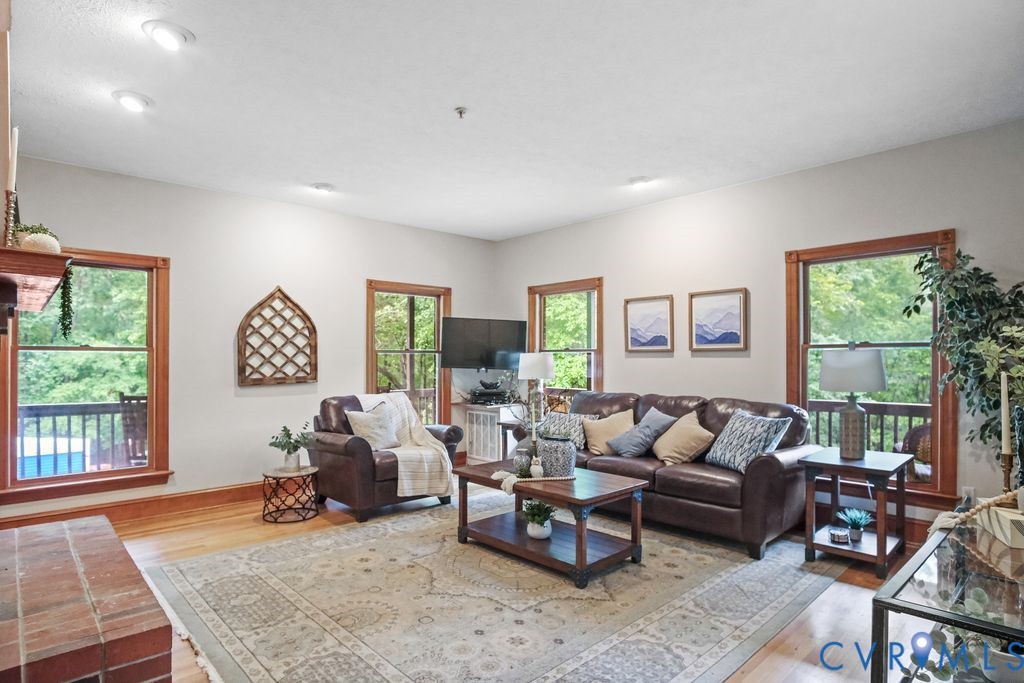 15204 Cypress Creek Ln