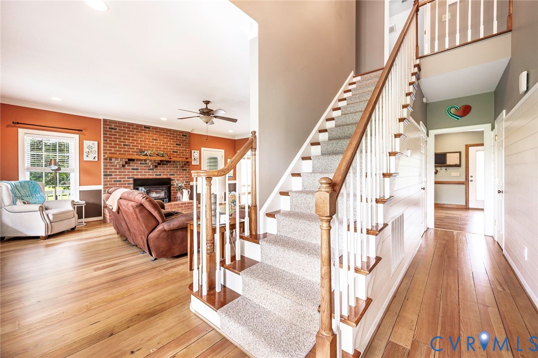 827 Sutherland Rd