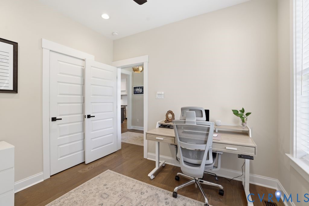 17113 Shoreland Dr