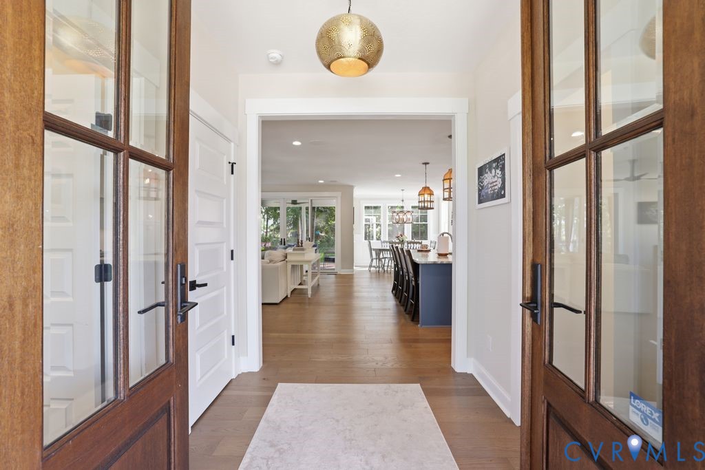 17113 Shoreland Dr