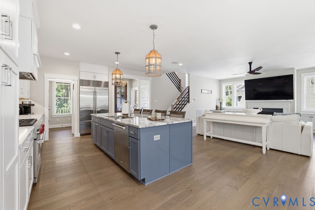 17113 Shoreland Dr