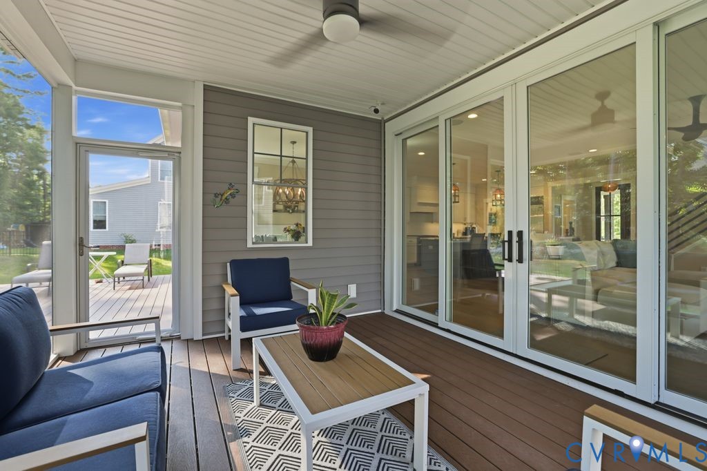 17113 Shoreland Dr