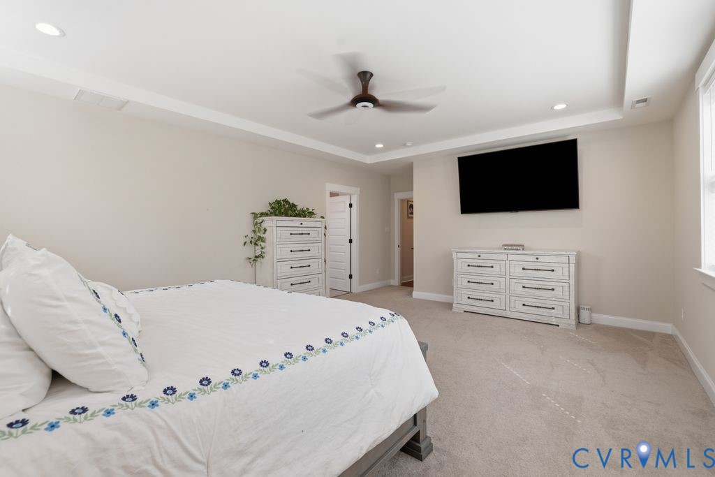 17113 Shoreland Dr