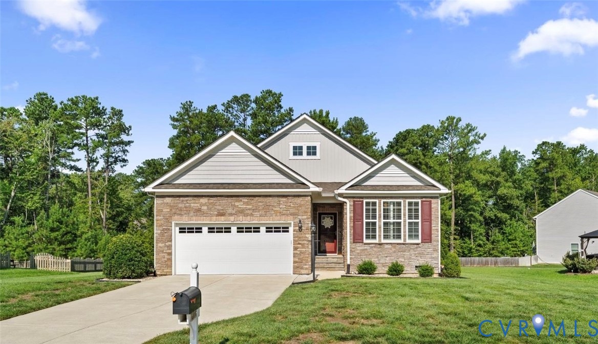 15106 Hazelbury Cir