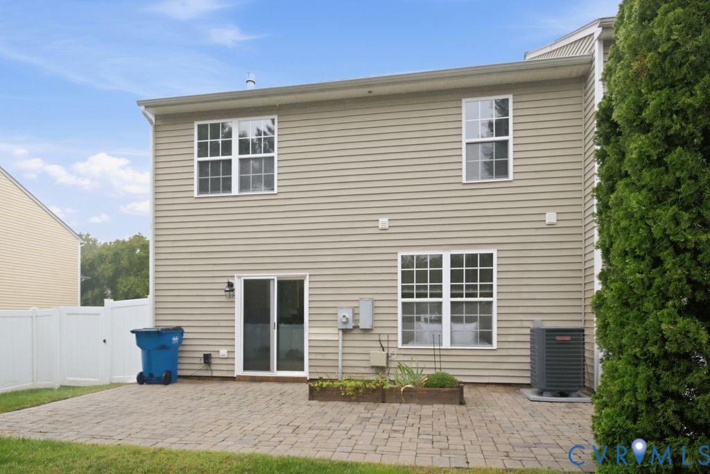1711 Rose Mill Cir