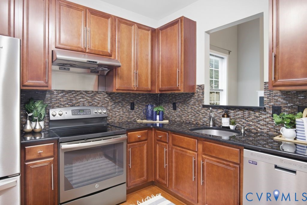 1711 Rose Mill Cir