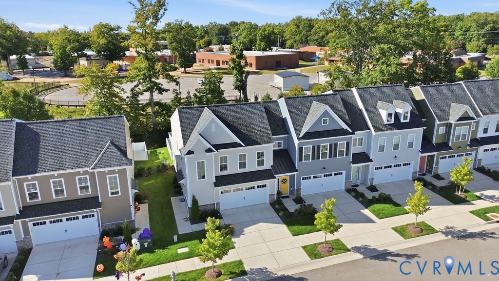 476 Randolph View Dr