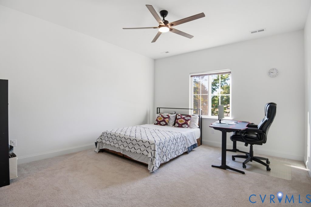 476 Randolph View Dr