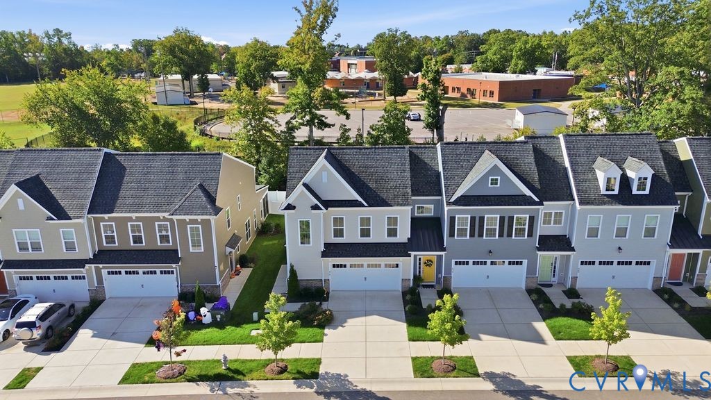 476 Randolph View Dr