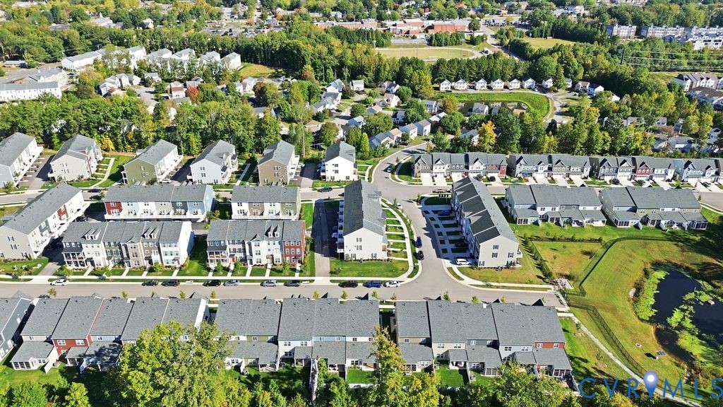 476 Randolph View Dr