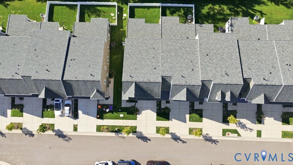 476 Randolph View Dr