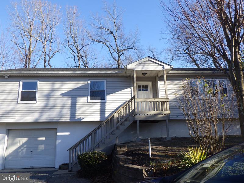 1802 E Lakeshore Dr