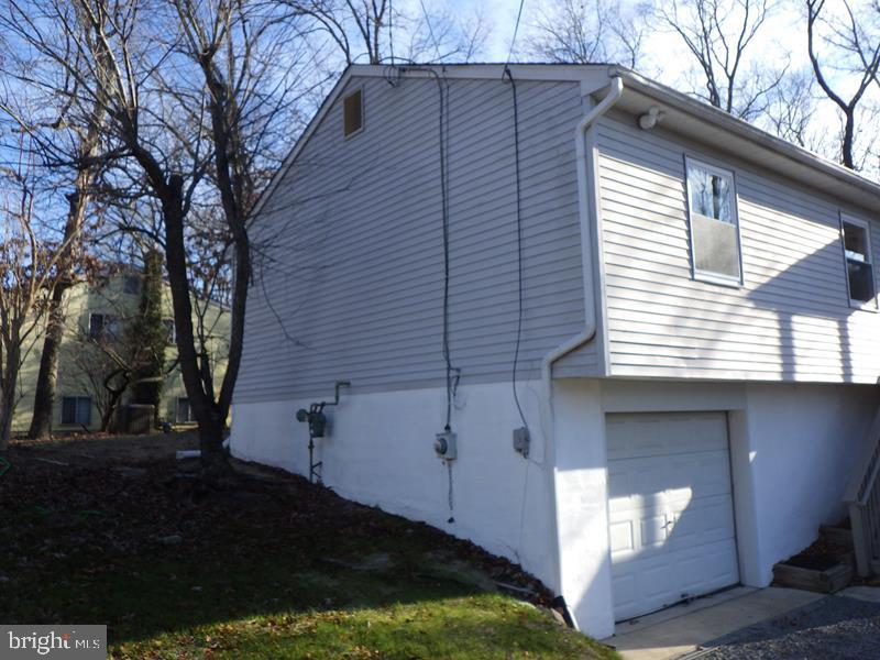 1802 E Lakeshore Dr