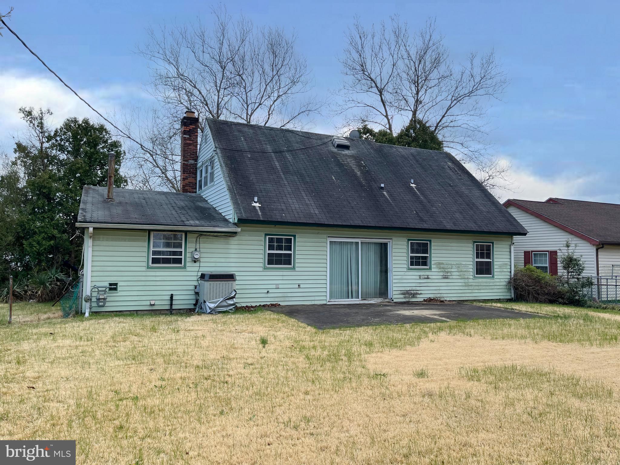 73 Genesee Ln
