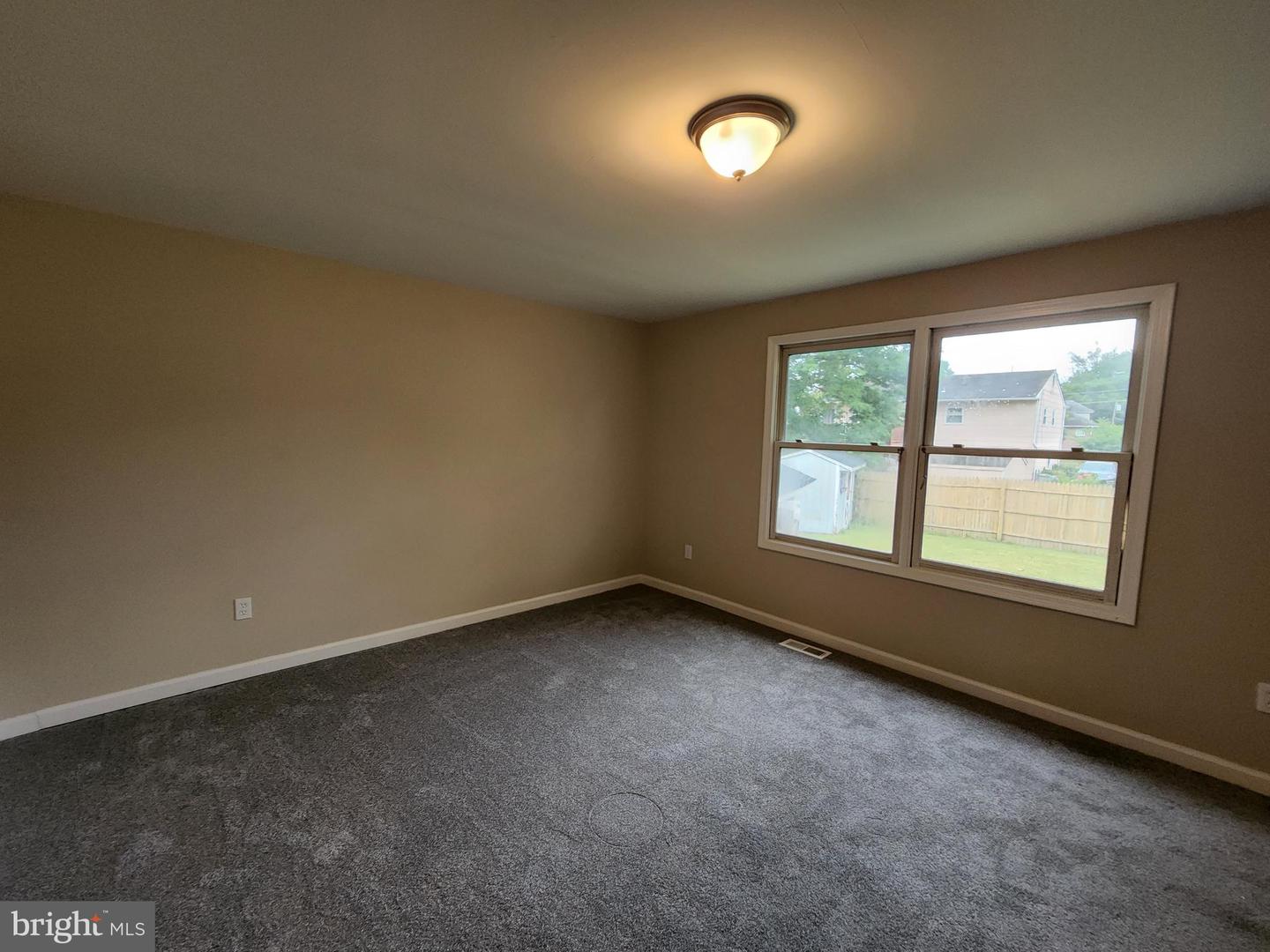 1 Grandview Ave