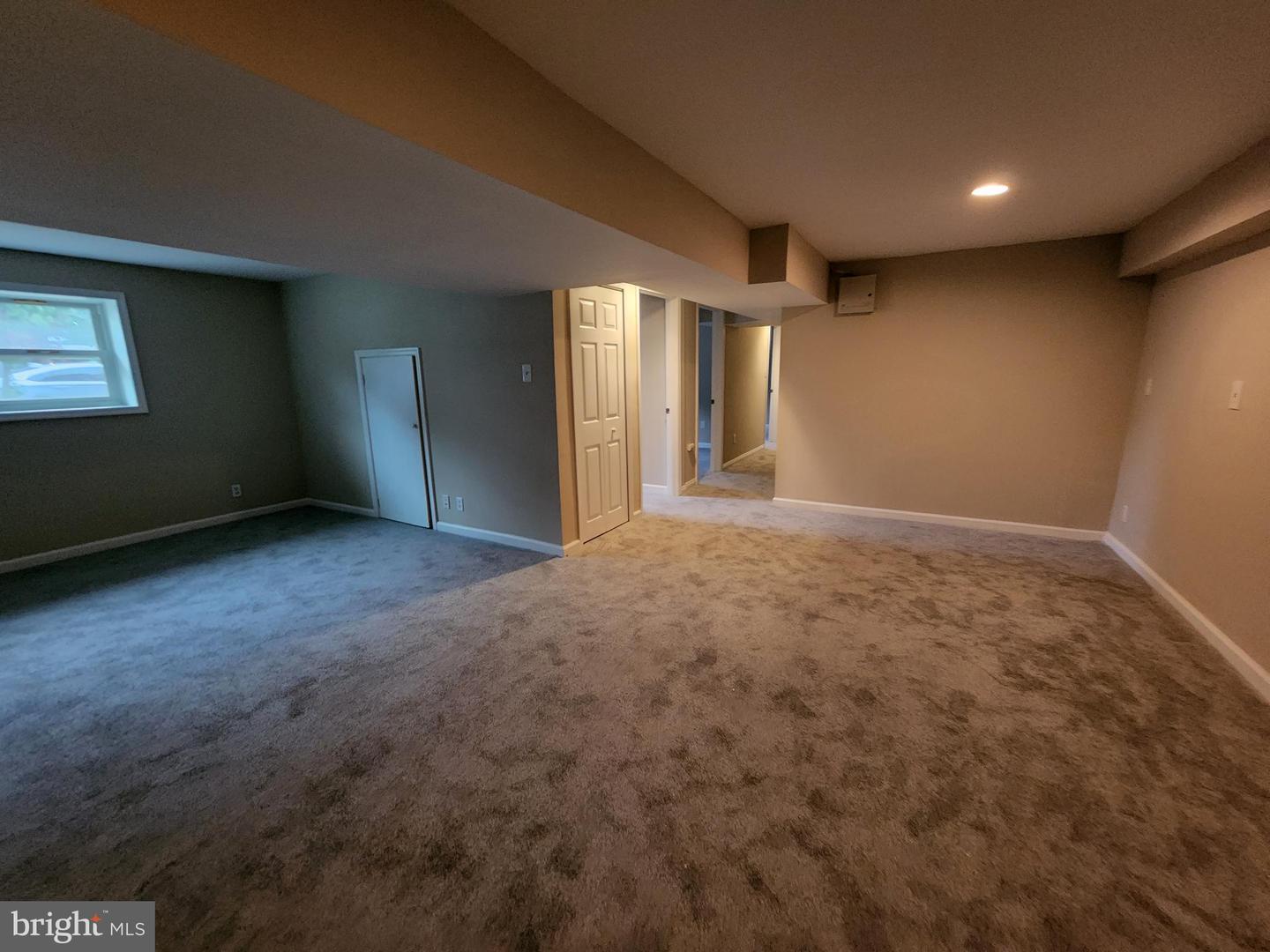 1 Grandview Ave