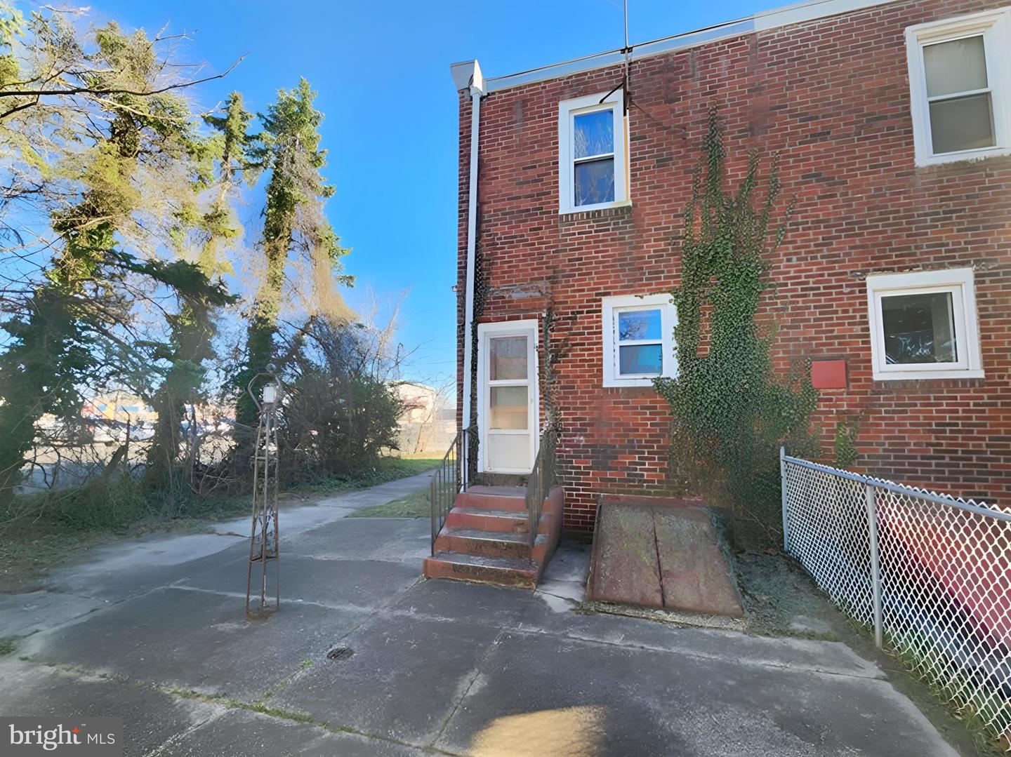 19 Marlborough Ave