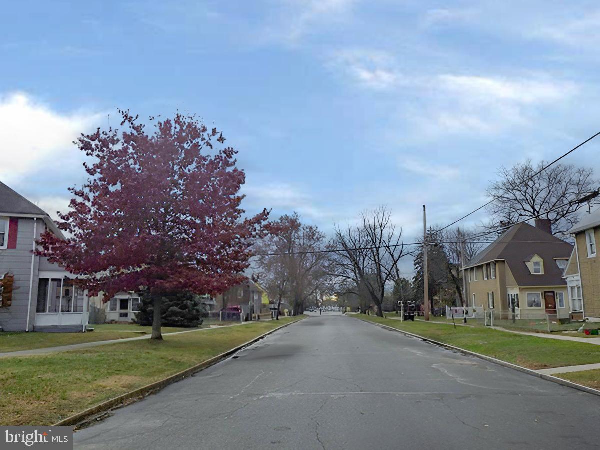 225 N Hannevig Ave