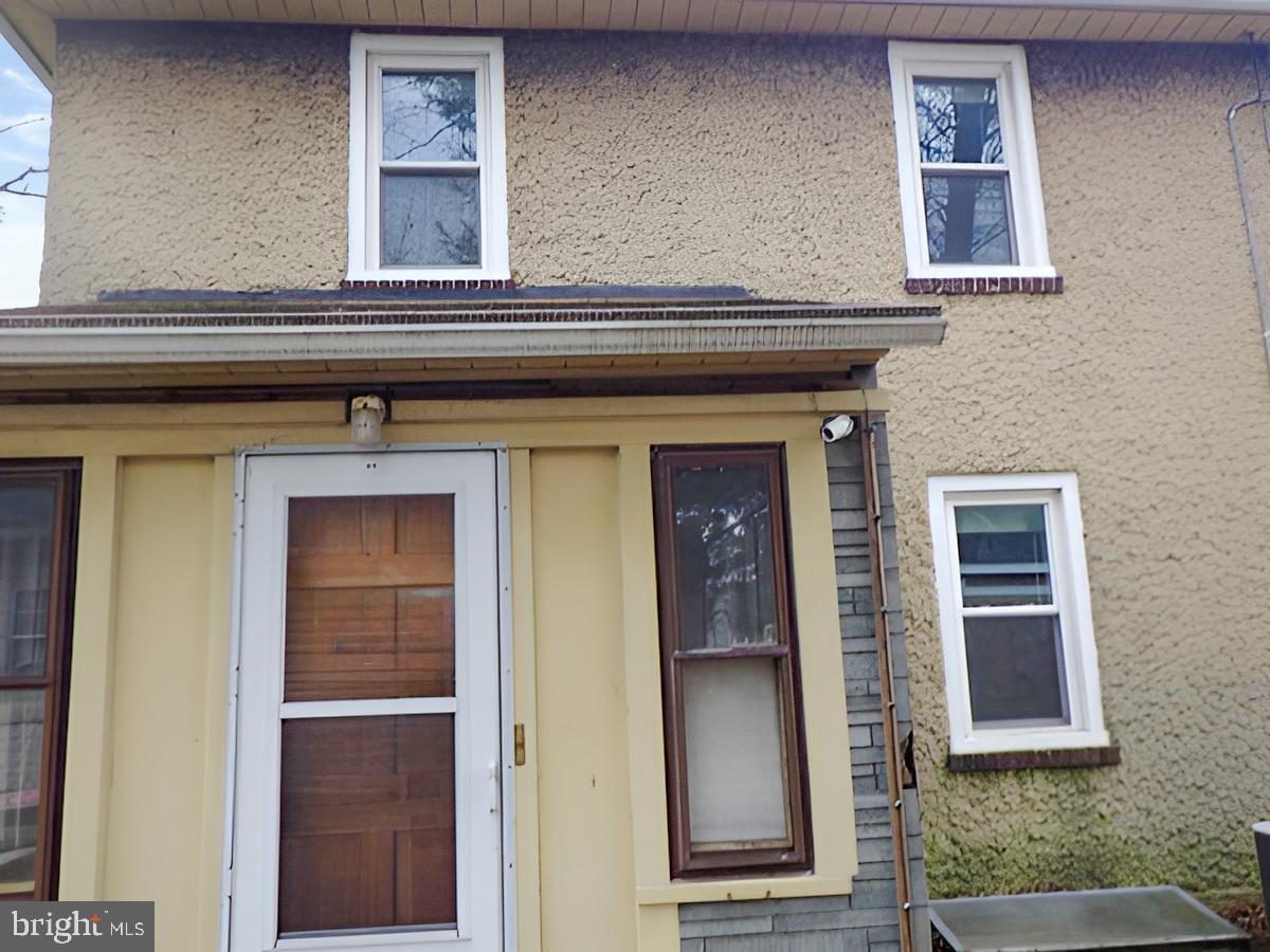 225 N Hannevig Ave