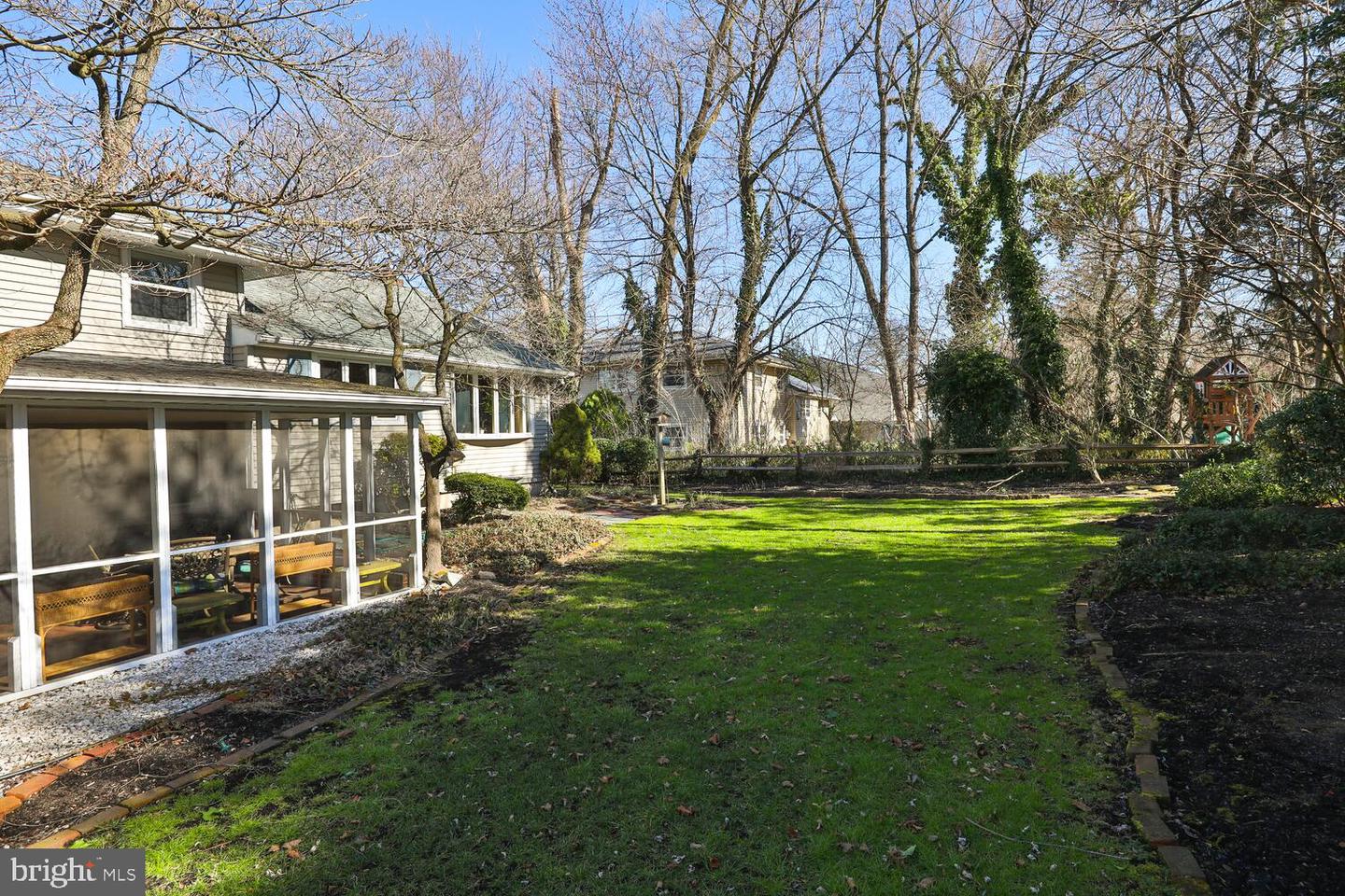 119 Hedgerow Dr
