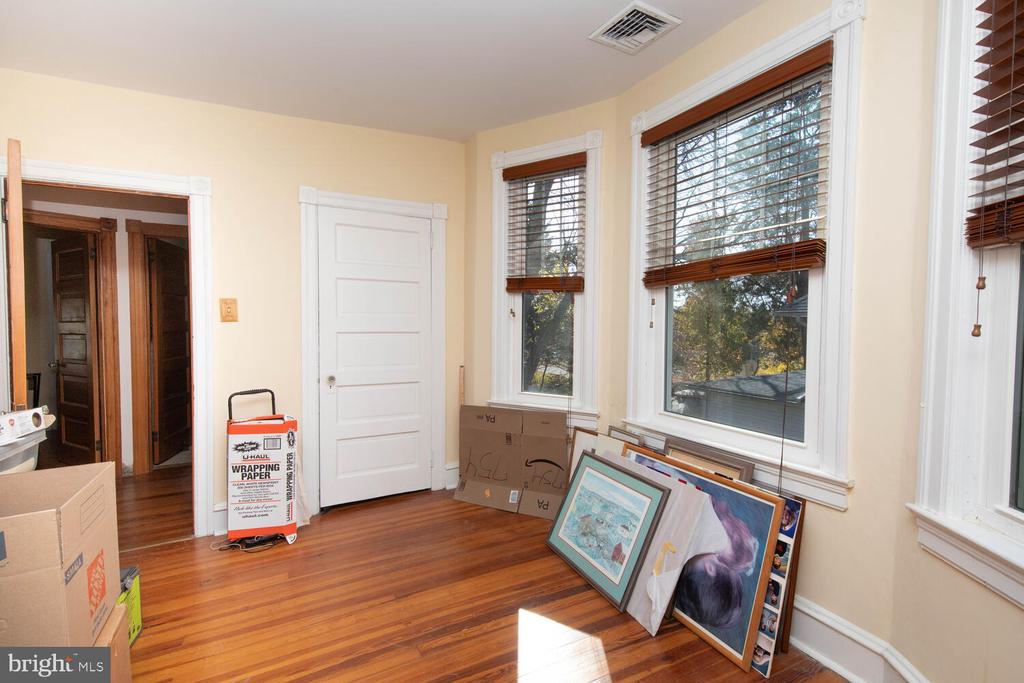 104 Harvard Ave