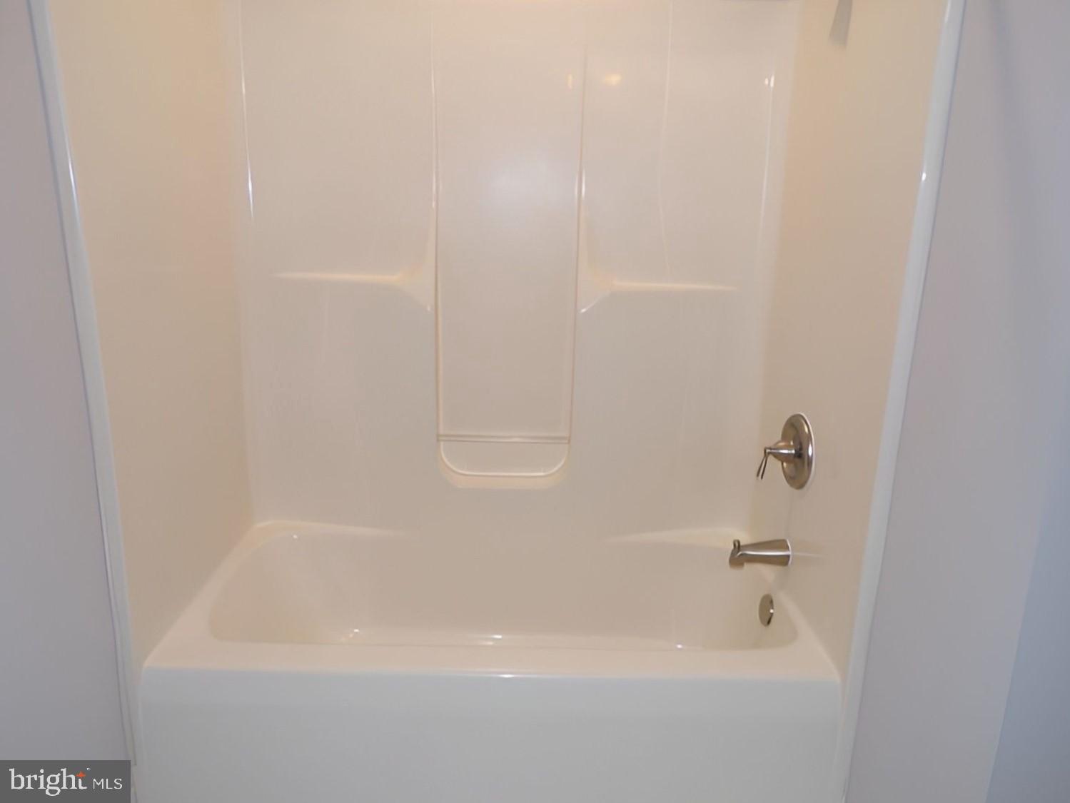 399 Wellesley Ct