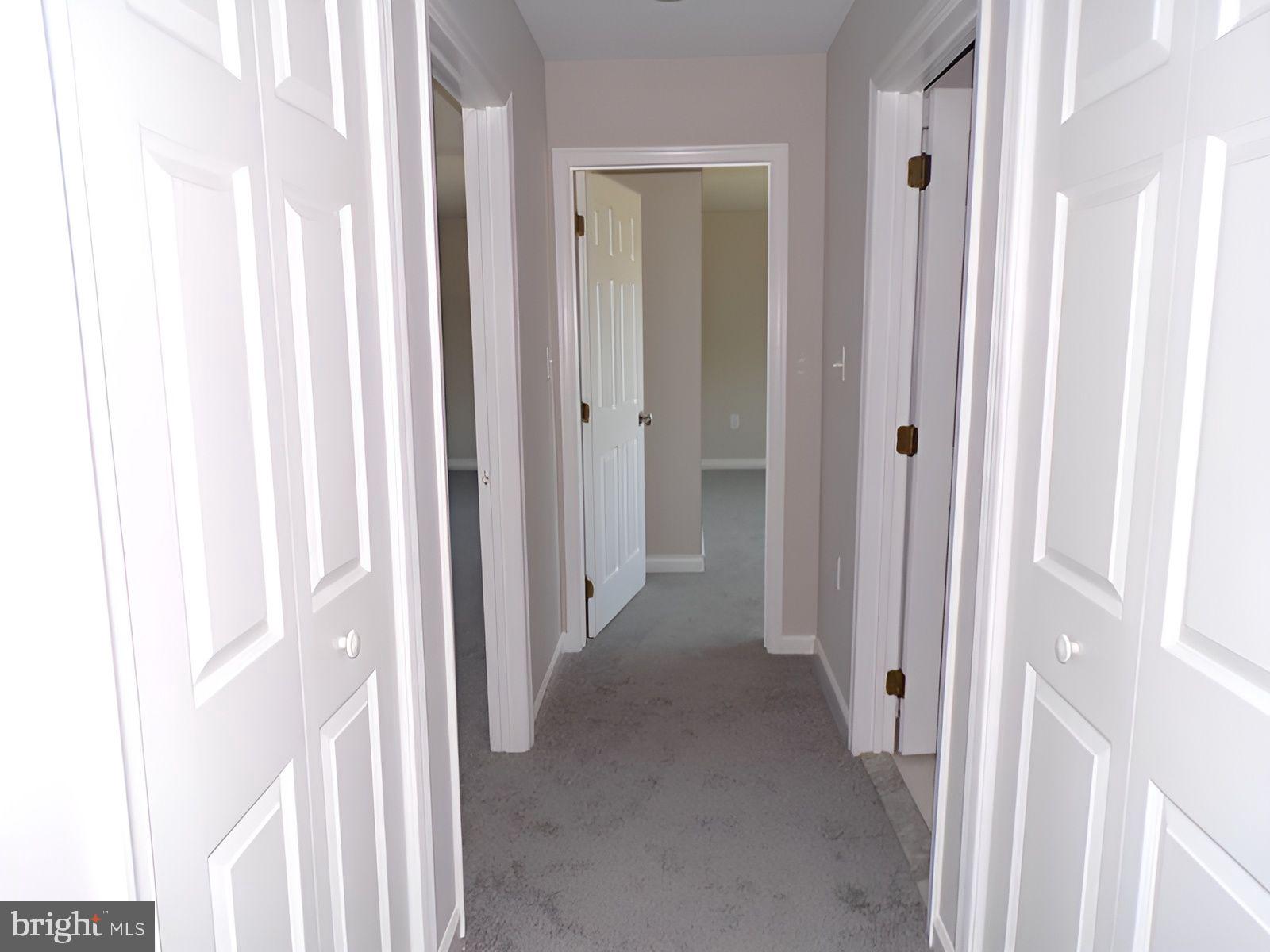 399 Wellesley Ct