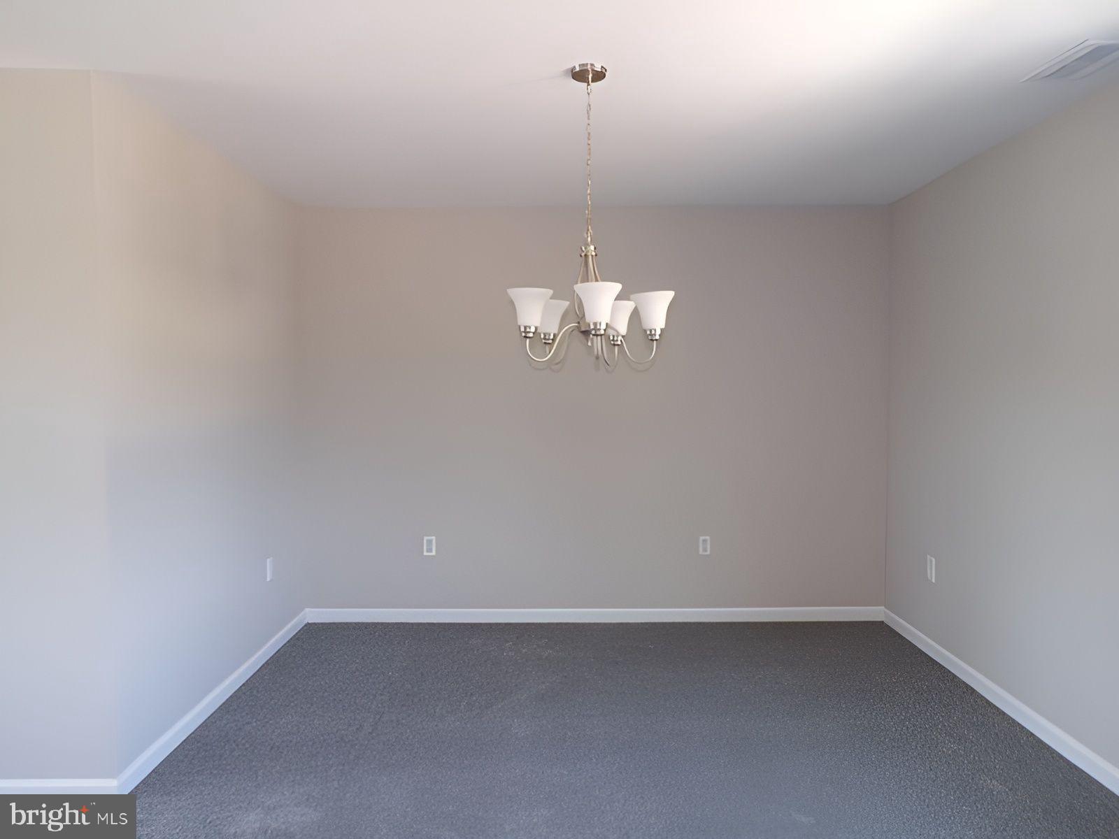 399 Wellesley Ct