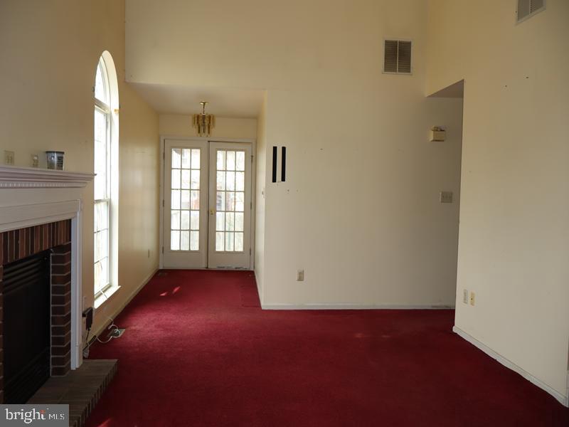 220 Estaugh Ave