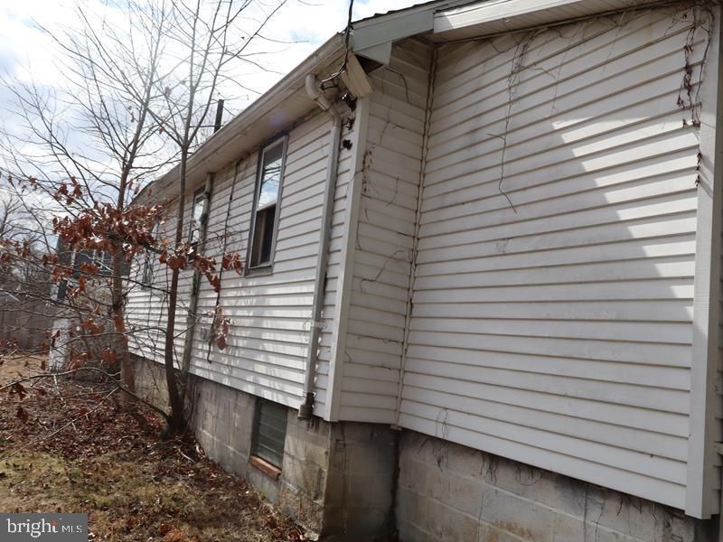 352 Roosevelt Ave