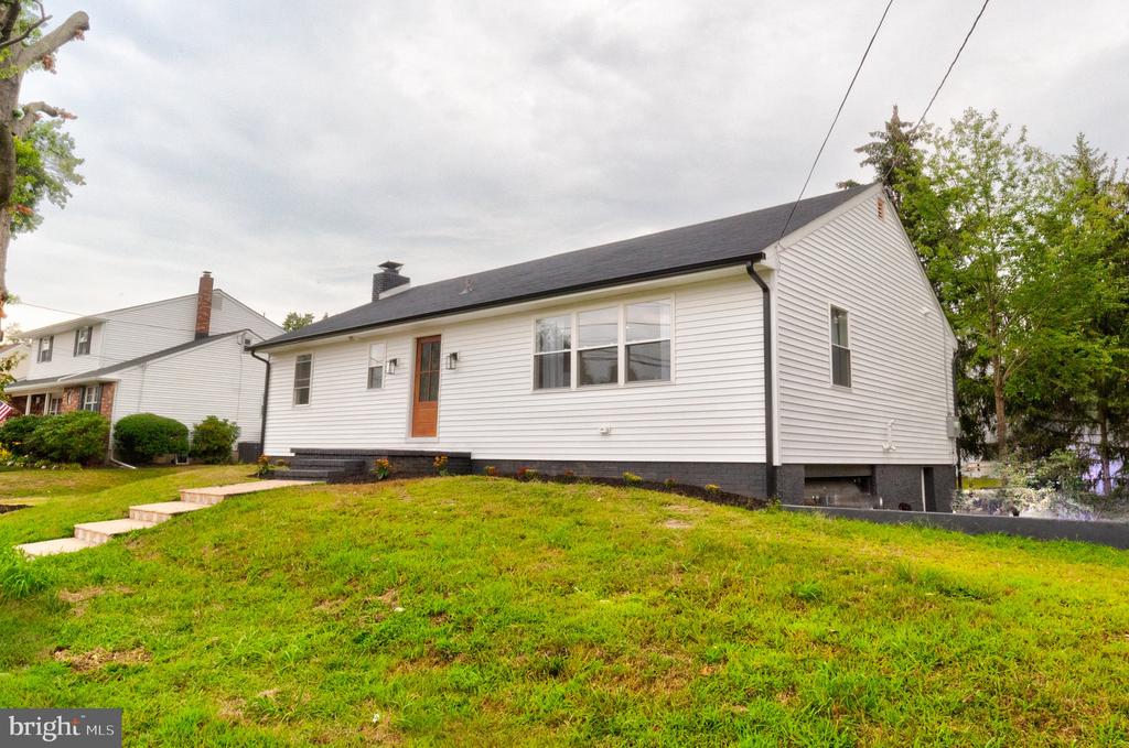 117 COLUMBIA BOULEVARD