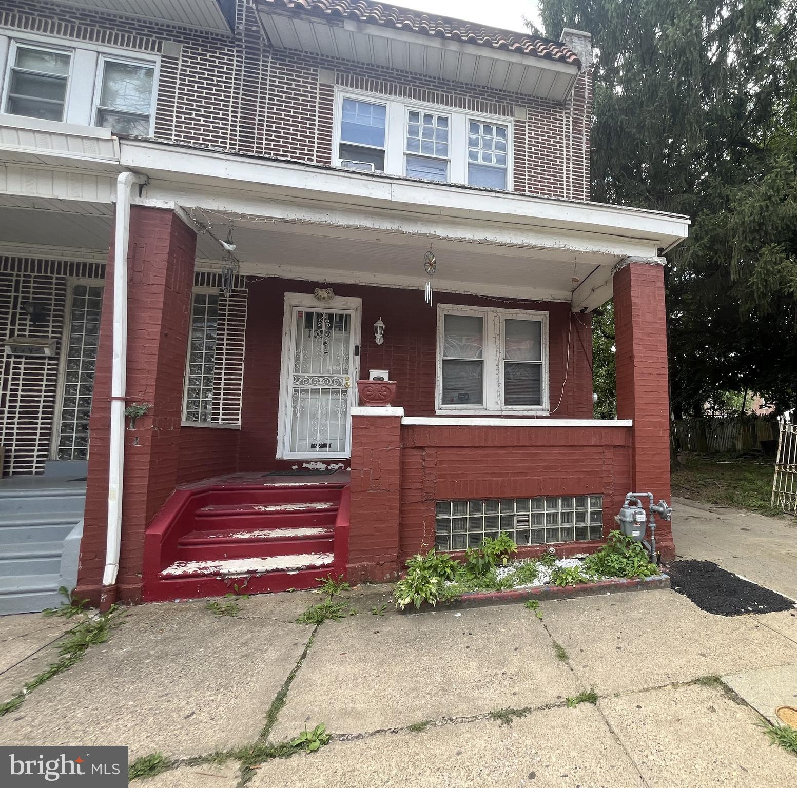 1352 CARL MILLER BOULEVARD