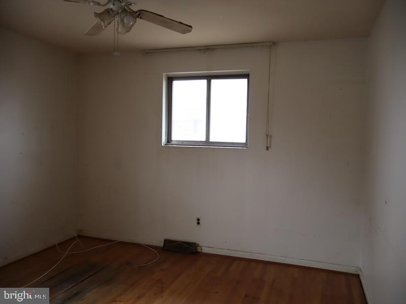 6709 CHANDLER AVENUE