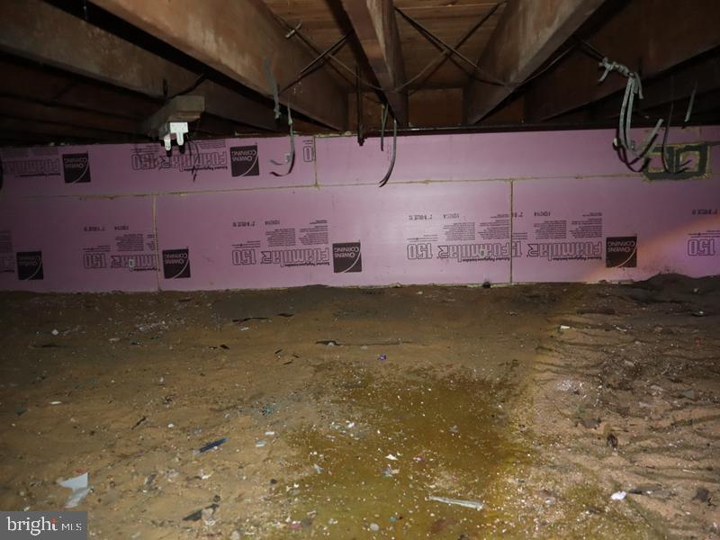 6709 CHANDLER AVENUE