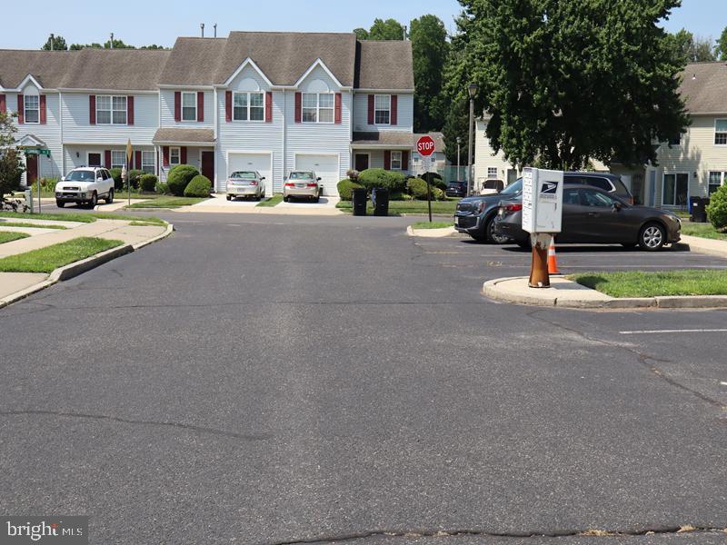 1303 MASON RUN