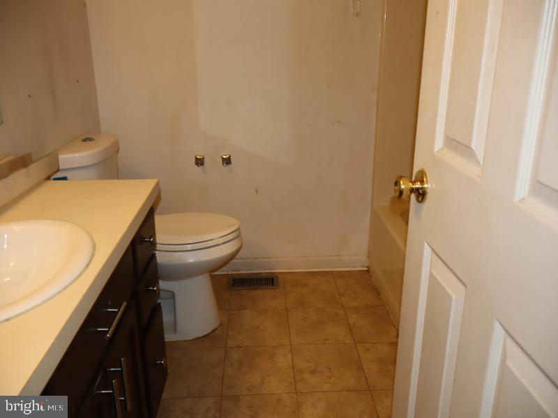 1303 MASON RUN