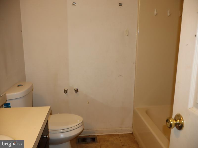 1303 MASON RUN
