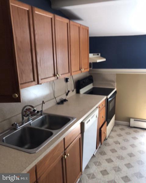 121-123 Repauno Ave