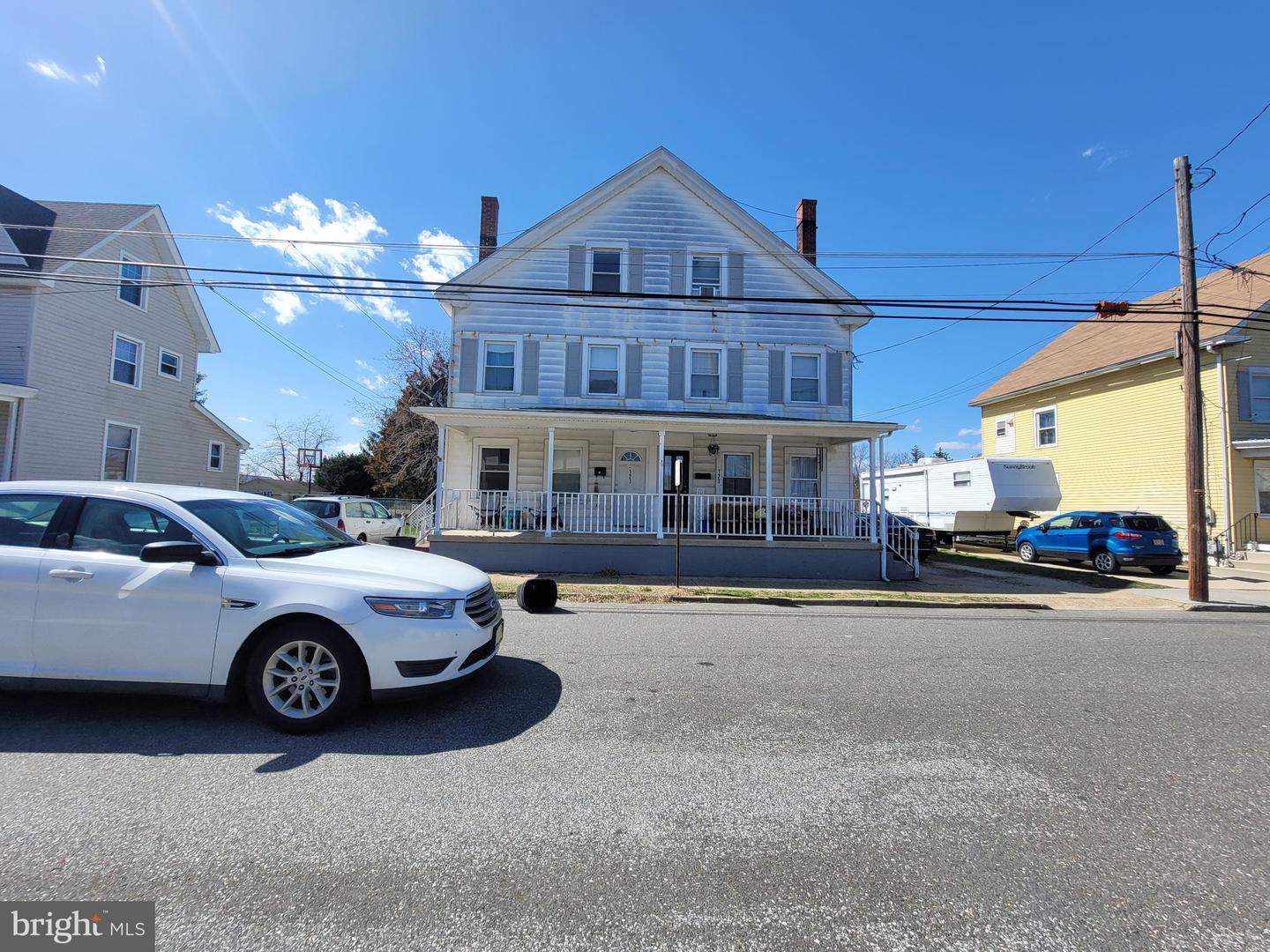 121-123 Repauno Ave