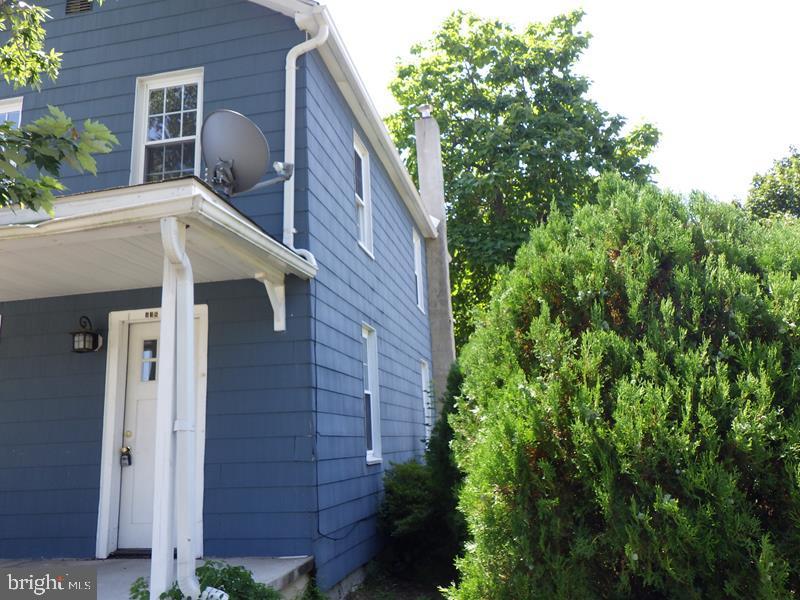 436 Railroad Ave