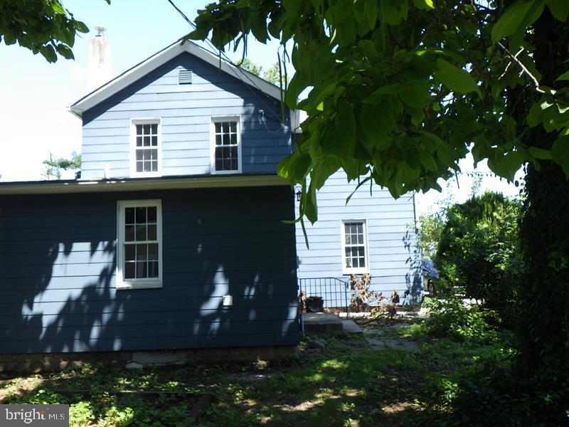 436 Railroad Ave