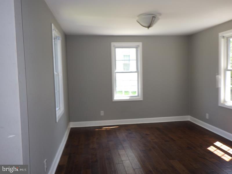 436 Railroad Ave