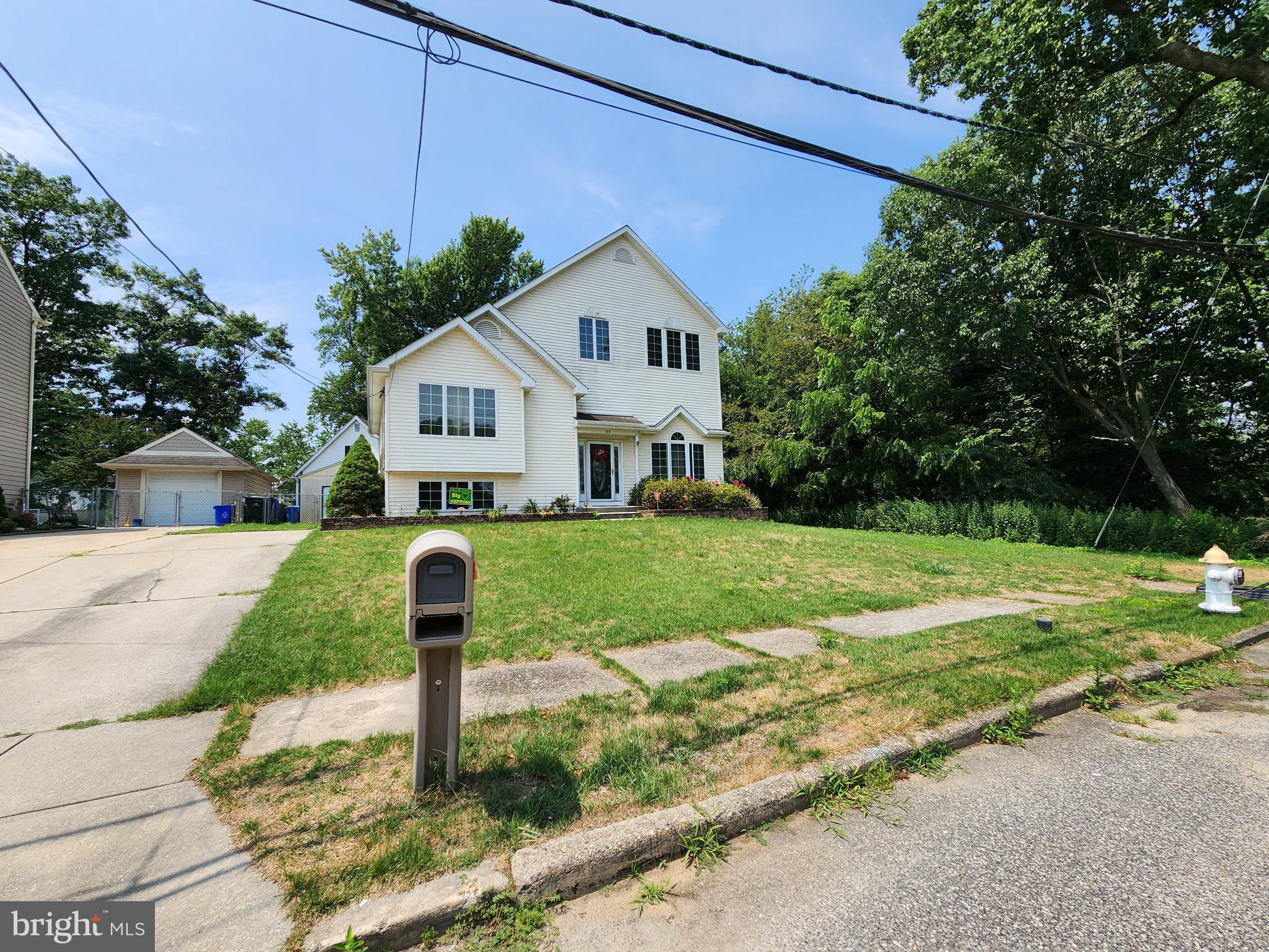 100 New Jersey Ave
