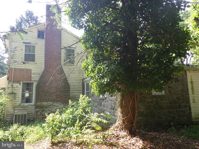 303 Chapel Heights Rd