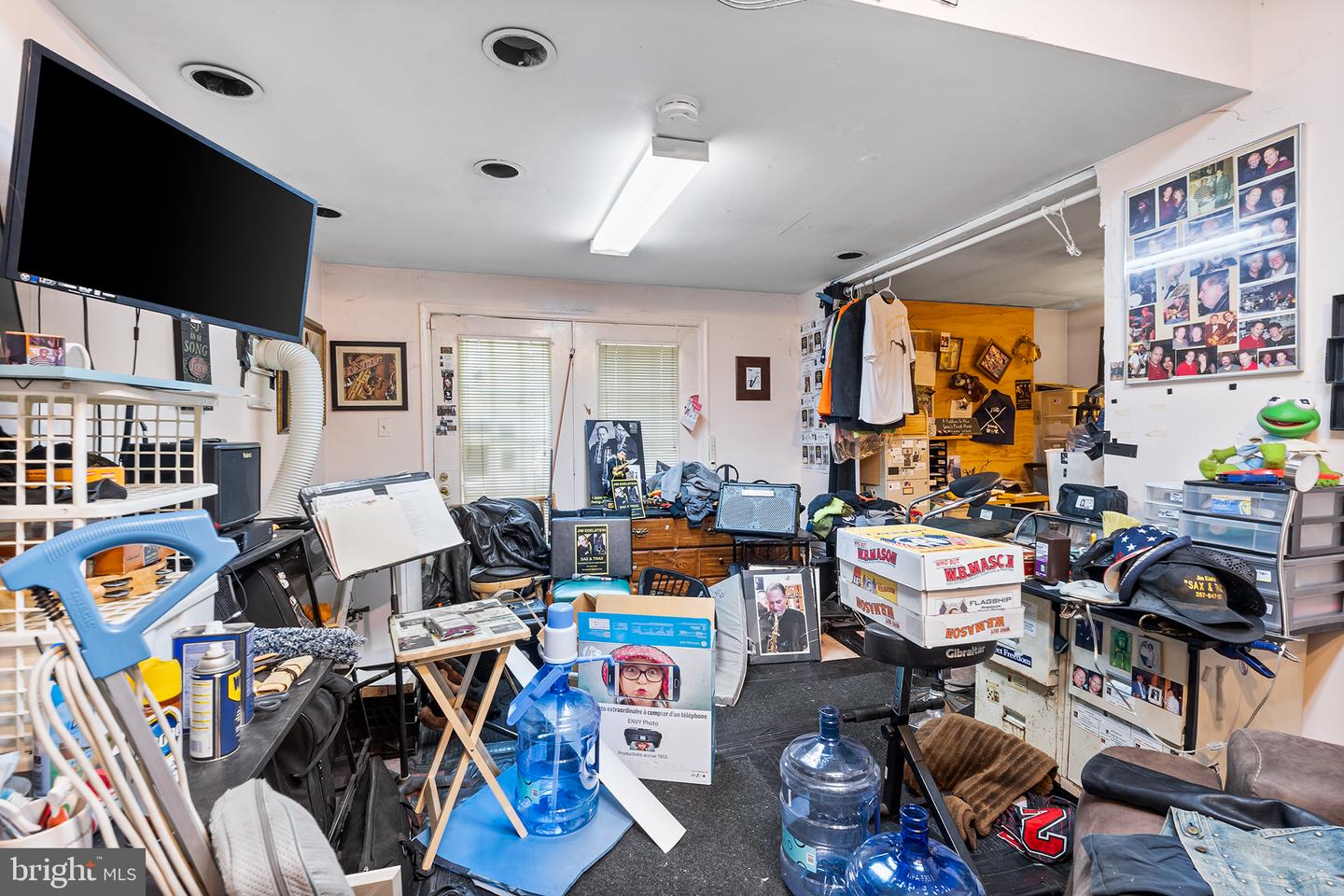 2049 E Wellington Rd