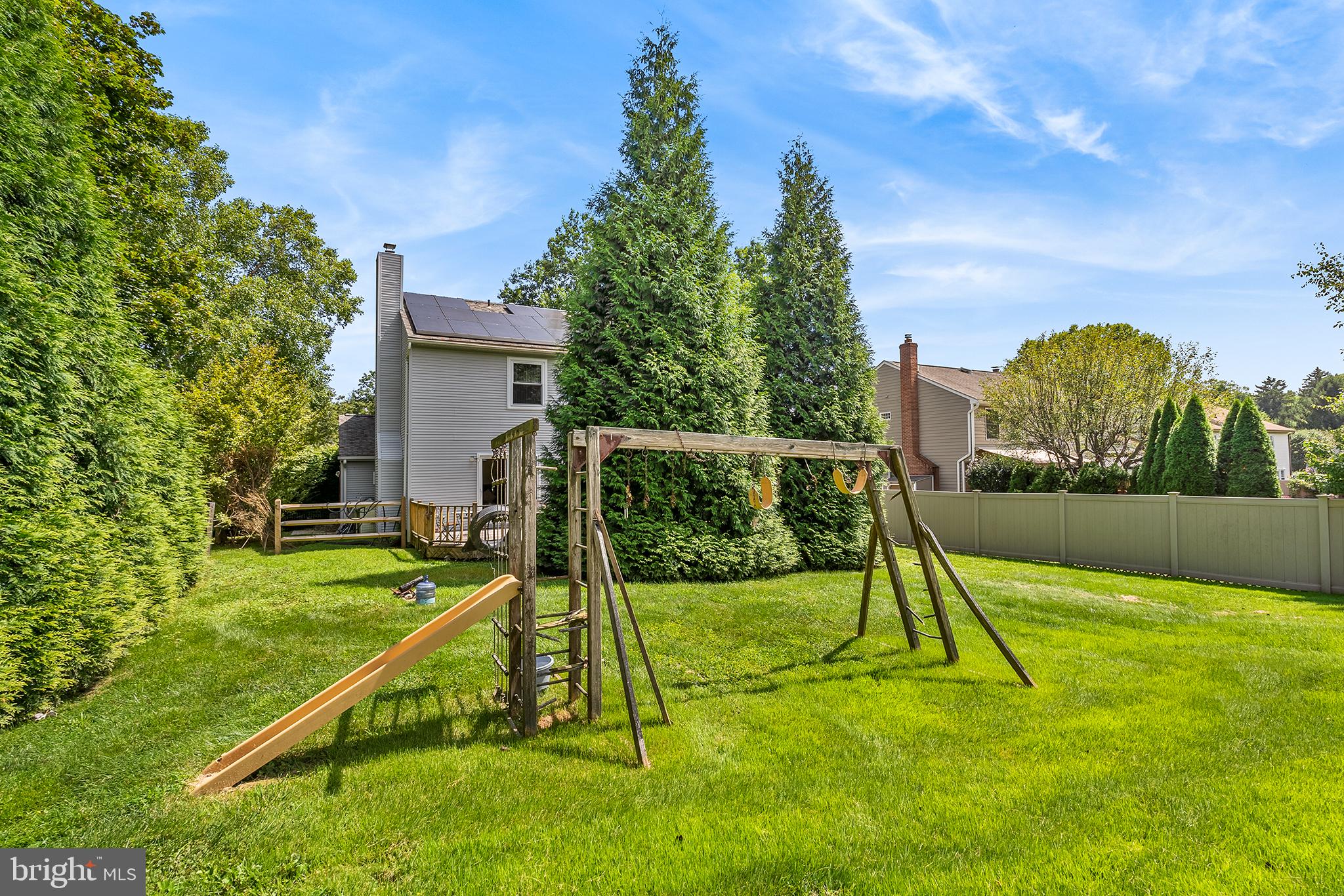 2049 E Wellington Rd