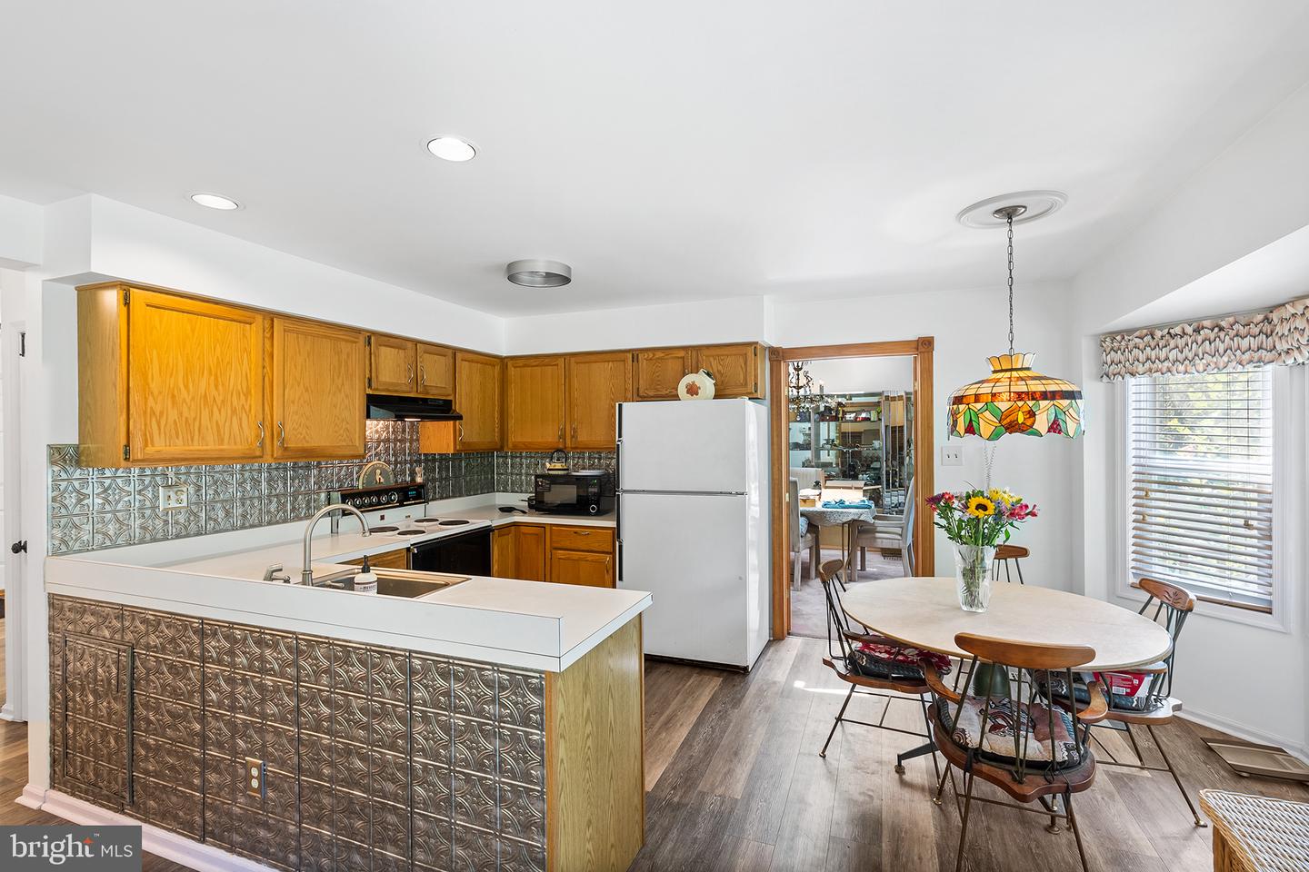 2049 E Wellington Rd