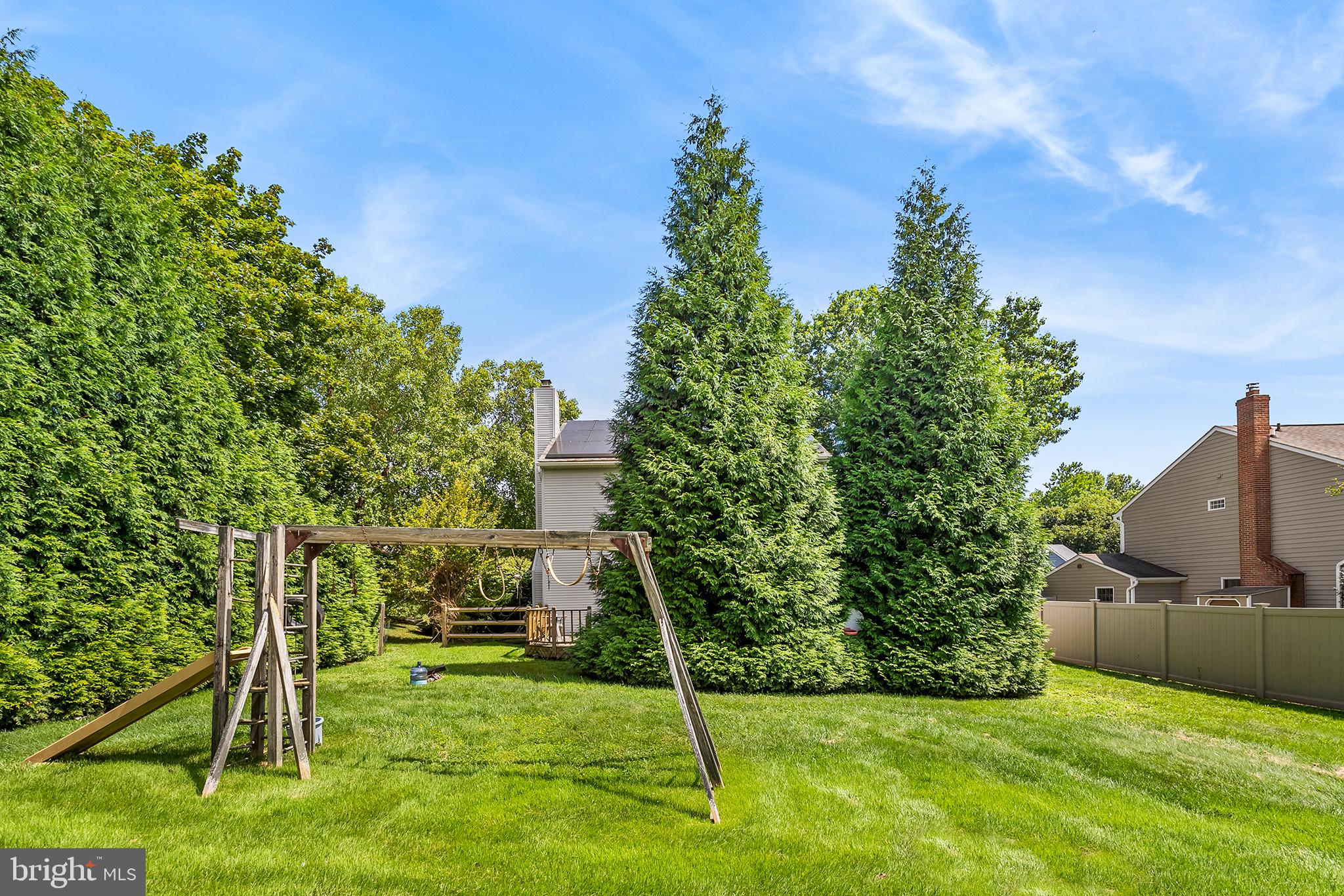 2049 E Wellington Rd