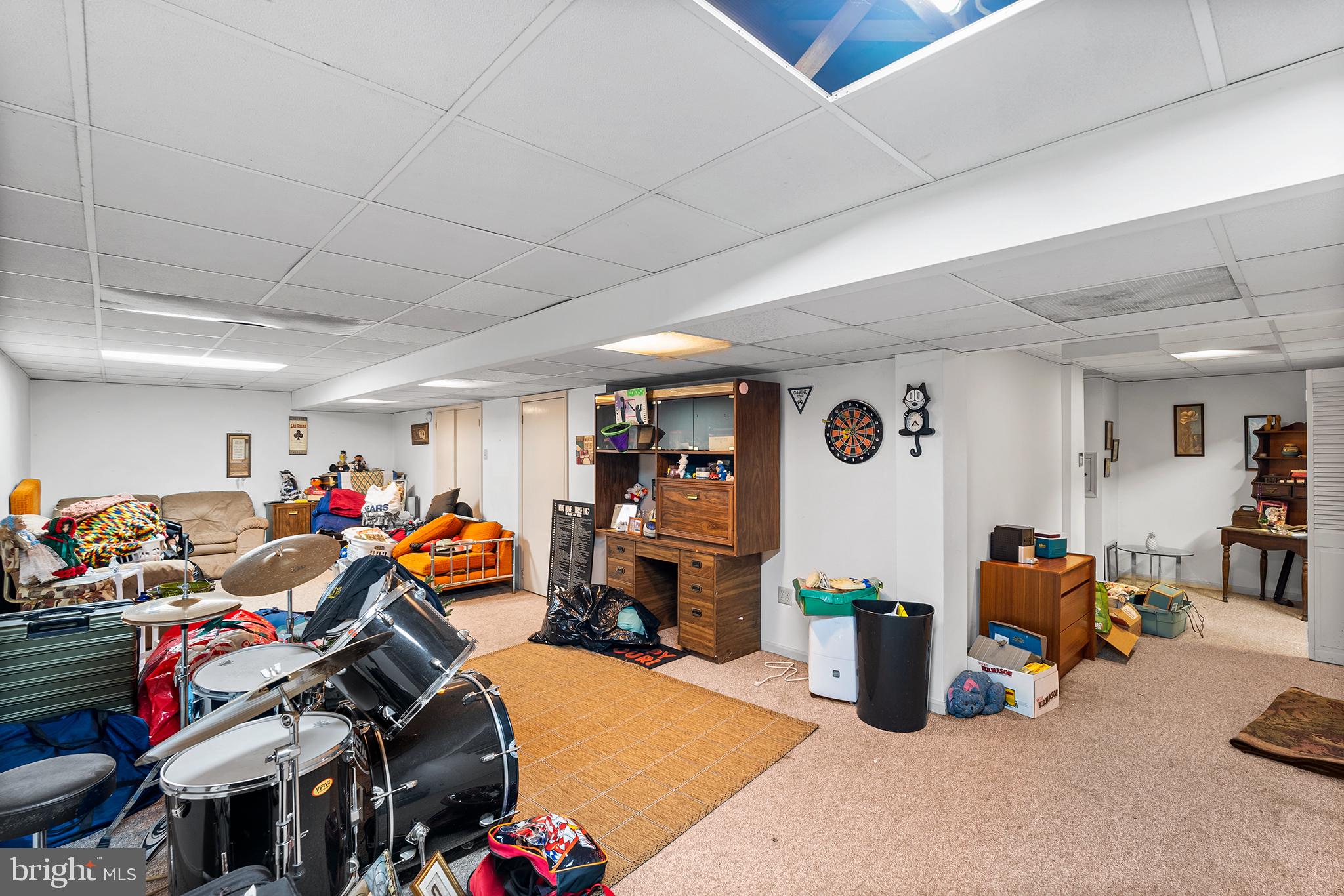 2049 E Wellington Rd